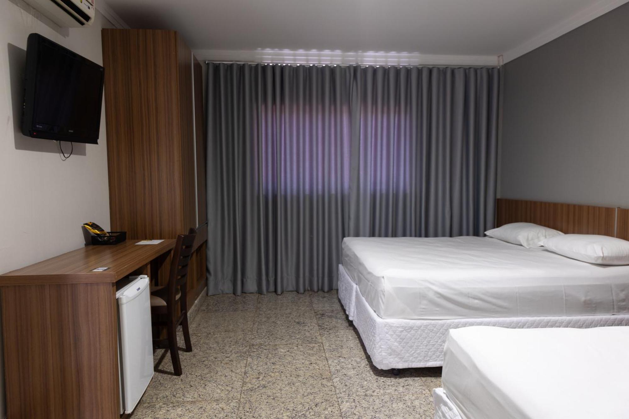 Bombonato Hotel - Facil Acesso Ao Aeroporto E Parque De Exposicoes Abcz Убераба Экстерьер фото