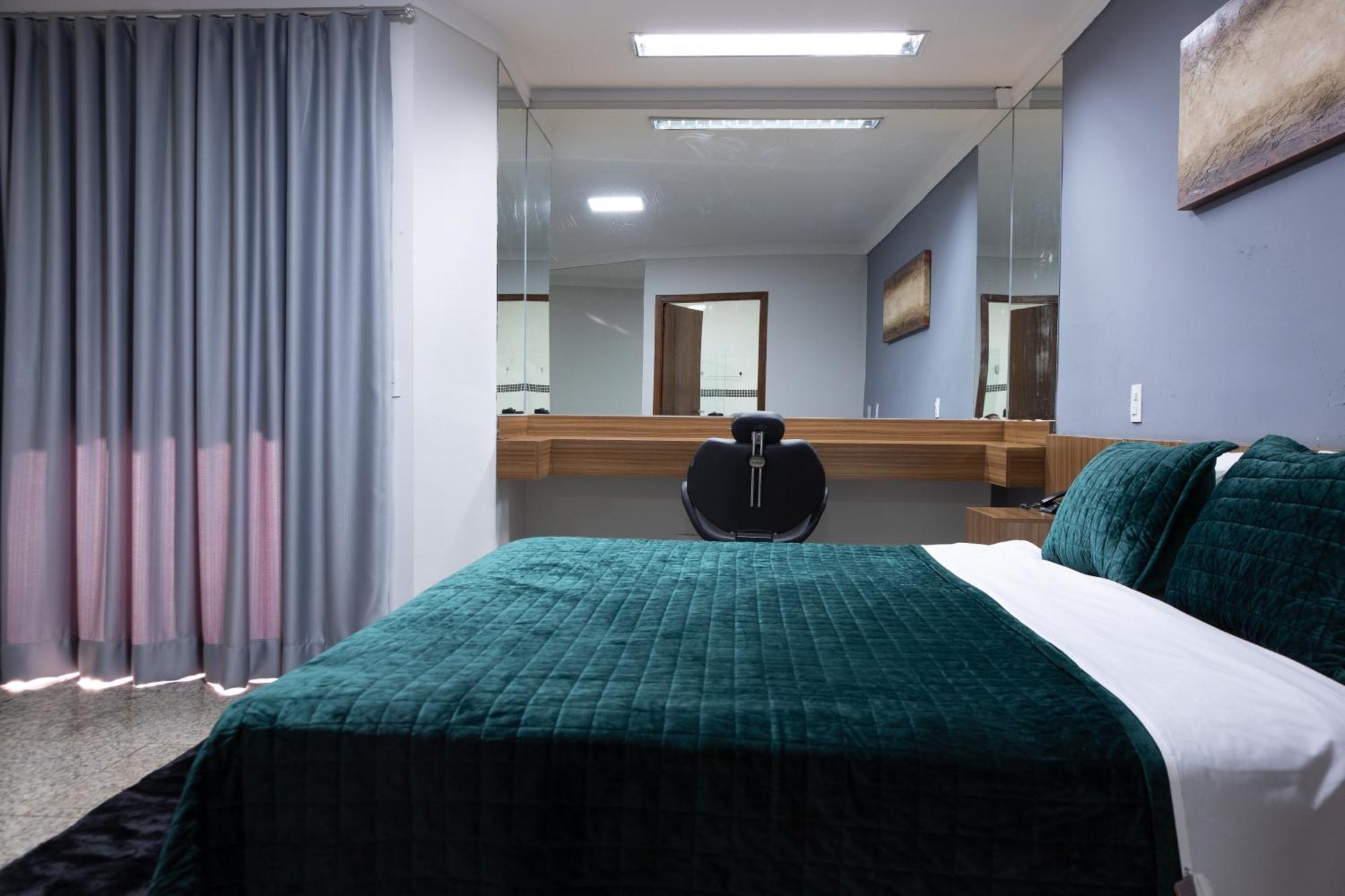 Bombonato Hotel - Facil Acesso Ao Aeroporto E Parque De Exposicoes Abcz Убераба Экстерьер фото